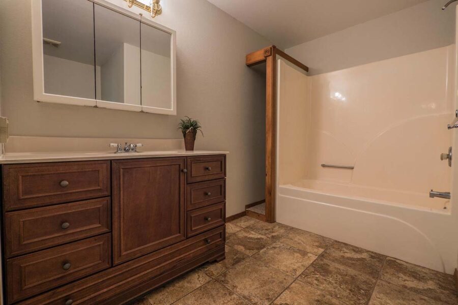 Bathroom Make Ready for Sale - Fulton, MO